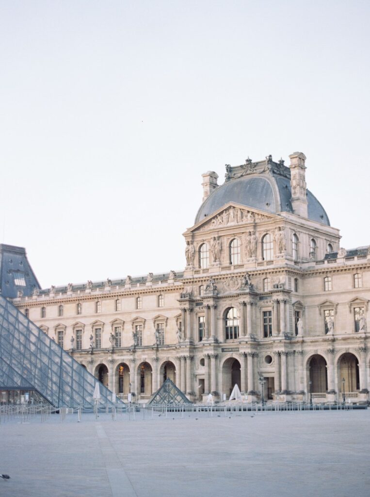 louvres architectur for Engagement session Louvres Paris