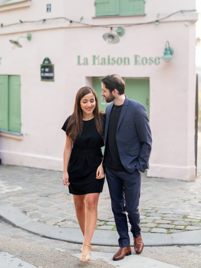 couple during engagement session at montmartre, Paris