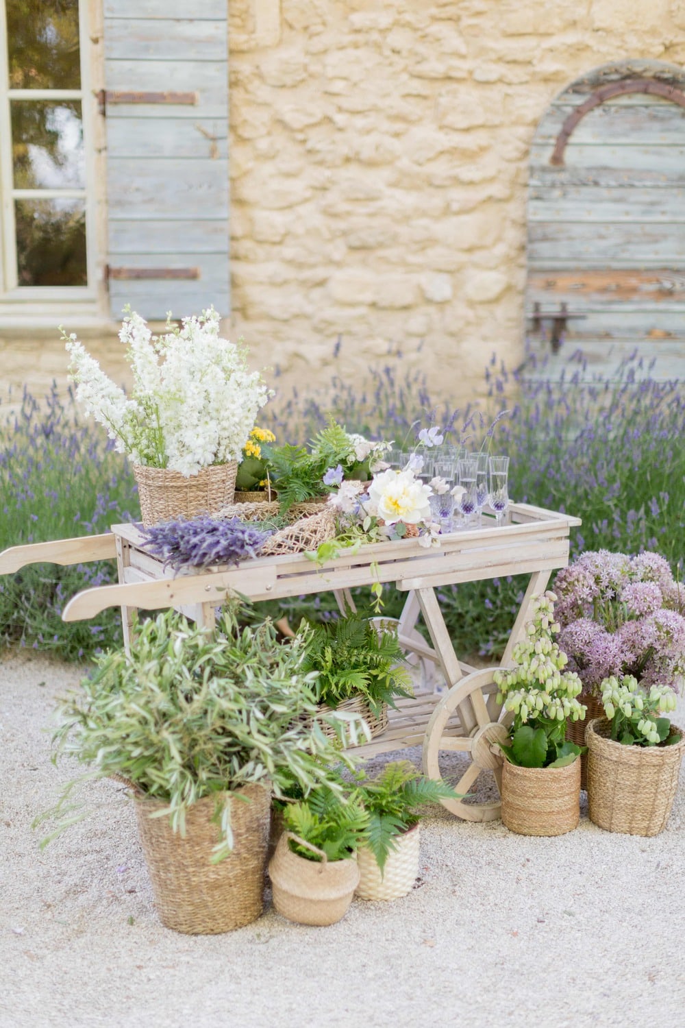 Provence wedding photography golden hour — Guillaume Gimenez