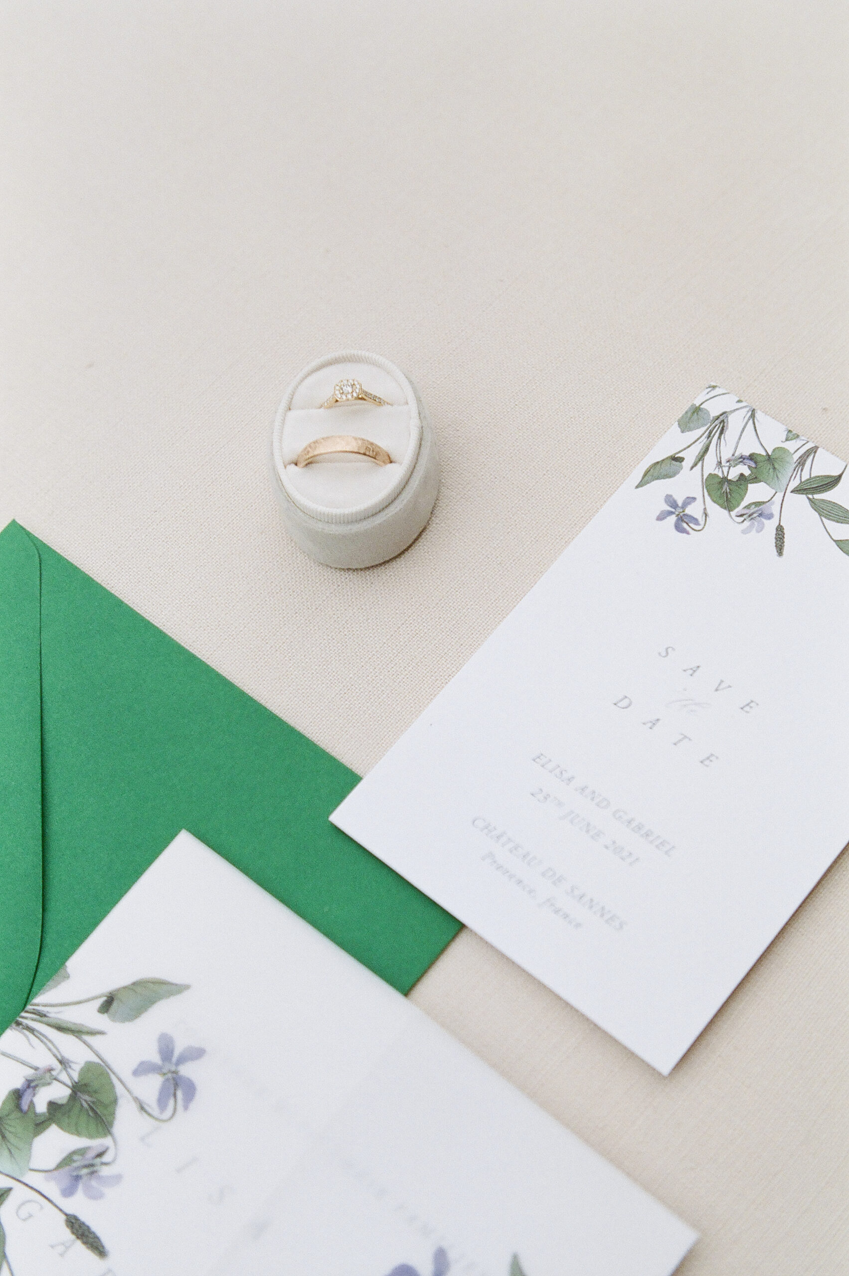 Les Baux-de-Provence wedding photography — Guillaume Gimenez