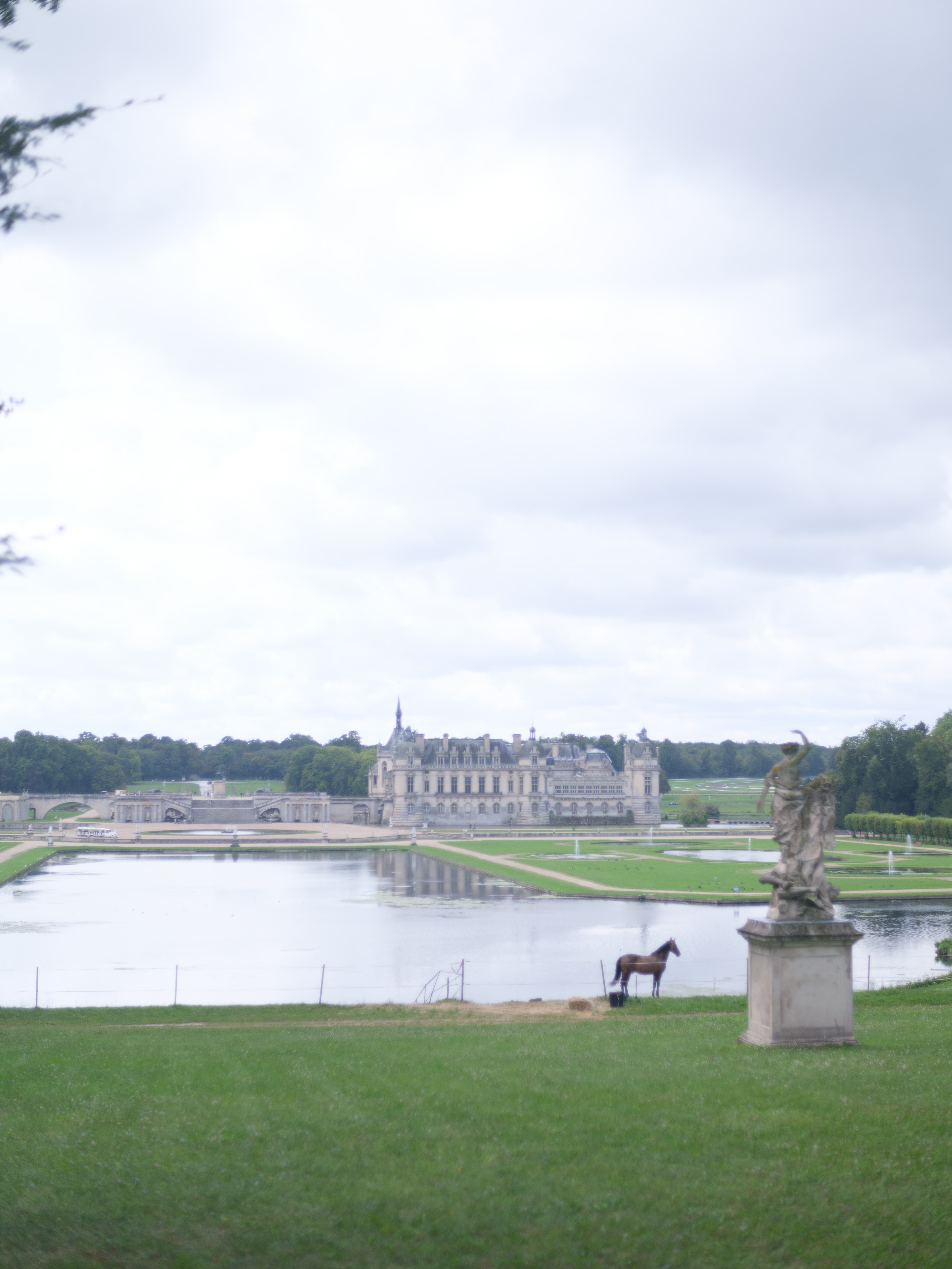 Château wedding venue in France — Guillaume Gimenez Photography